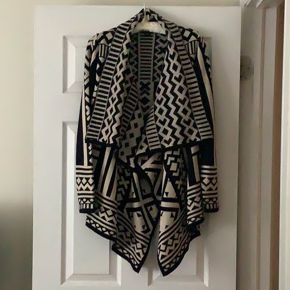 Aztec print sweater. Size S/M